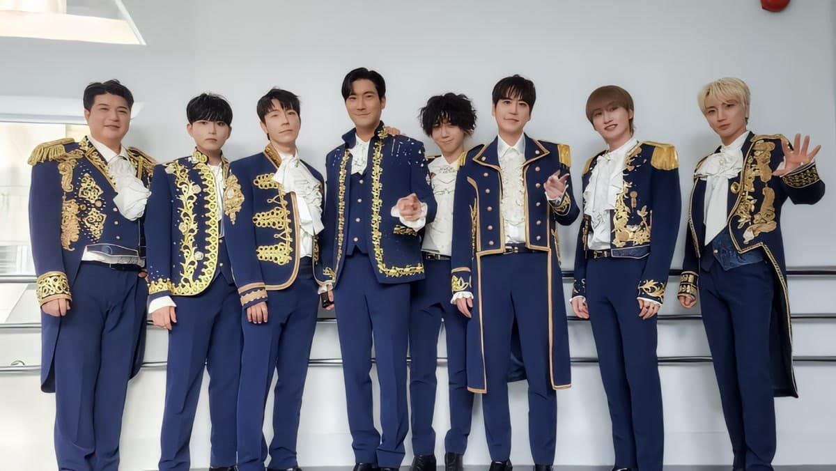 Mengapa Super Junior Masih Memenuhi Arena Setelah 20 Tahun