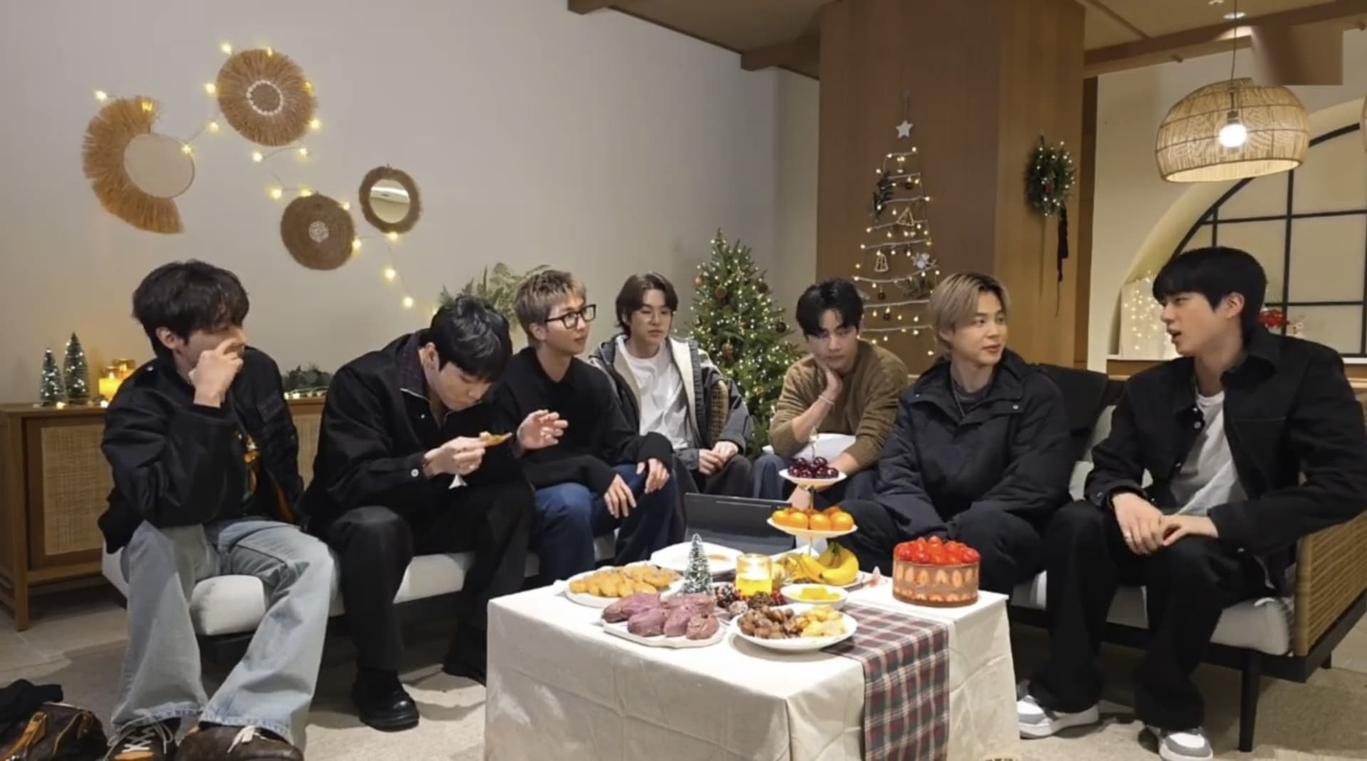 Seoul Belum Pernah Melakukan Ini Sejak Piala Dunia — Semuanya untuk BTS