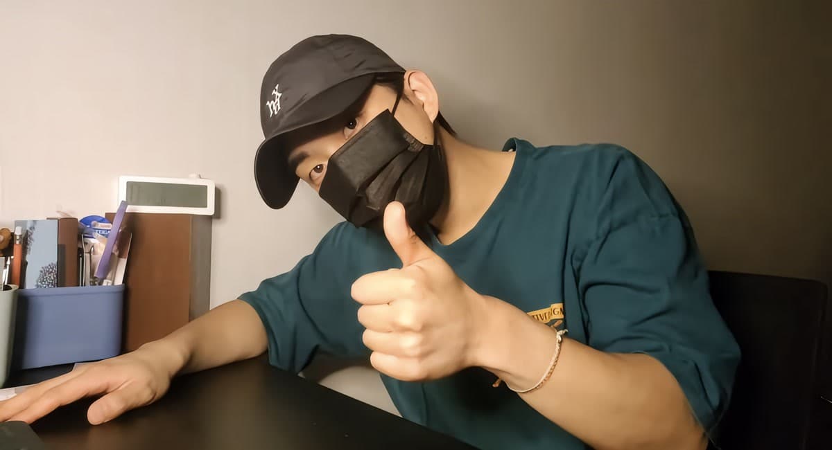 Leader LUCY Terungkap Sebagai Raja Hemat K-Pop