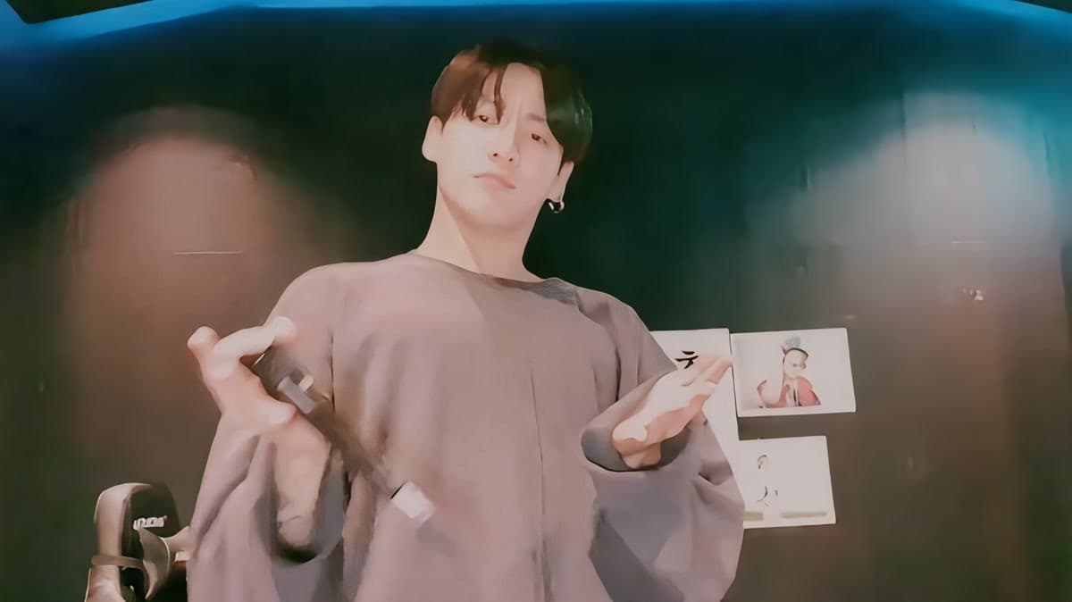 Mengapa Paparazzi New York Hanya Mengarahkan Kamera ke Jungkook