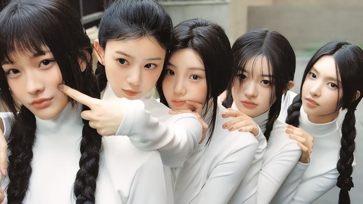 Iroha ILLIT Menangis di Konser Pembuka World Tour Pertama di Seoul