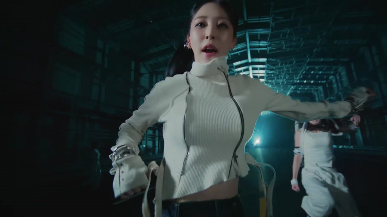 REV Moon Byul Menandakan Ia Berlari Penuh Kecepatan Menuju Tahun Comeback MAMAMOO