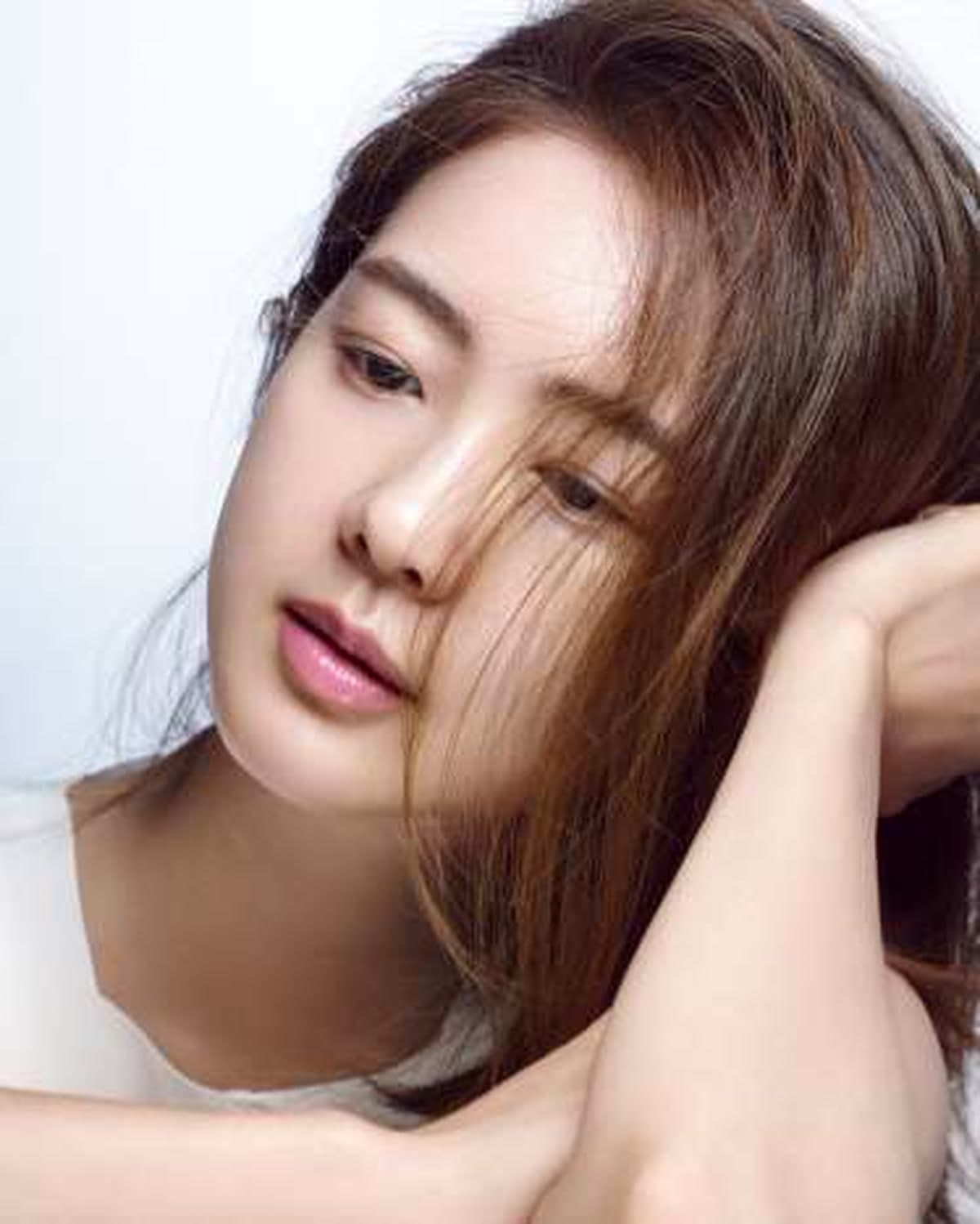 Logika Dingin Lee Yo-won Membuat Para Rekan Aktris Tercengang