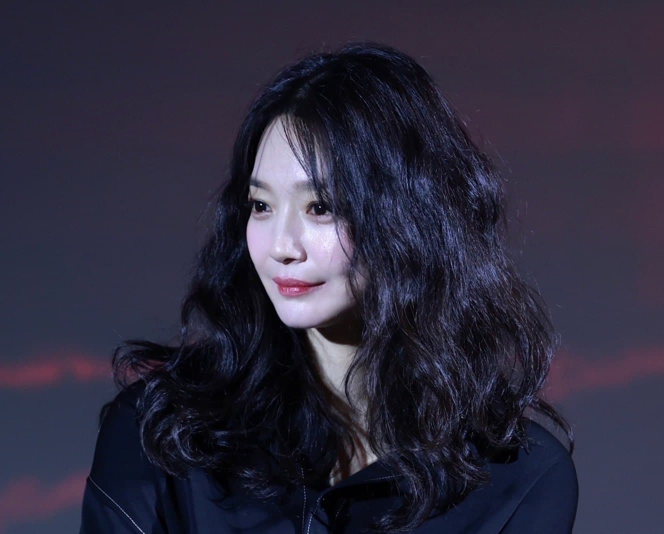 Shin Min-a Memerankan Kembar, Salah Satunya Meninggal, di 'Nundongja' — Film Paling Intens dalam Kariernya