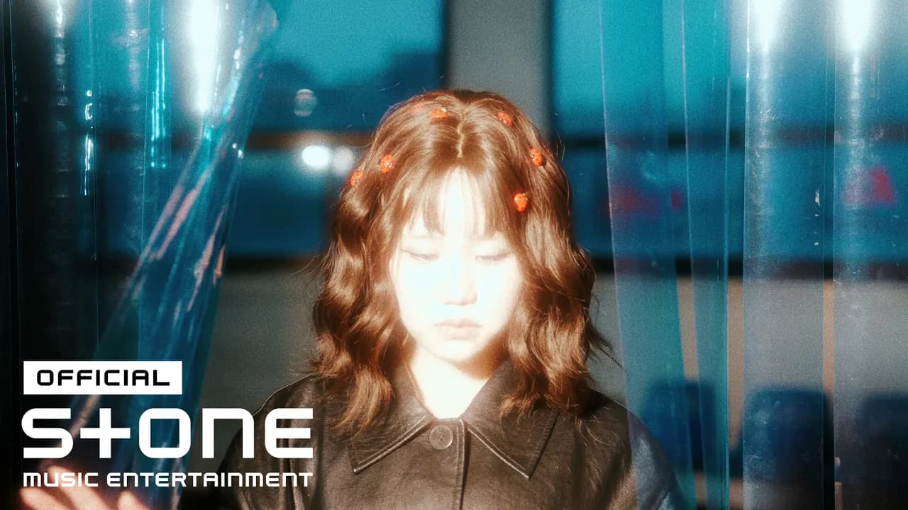 ROSESIA Bertanya 'What's Love?' — MV 'Cinnamon Love' Mulai Menjawab