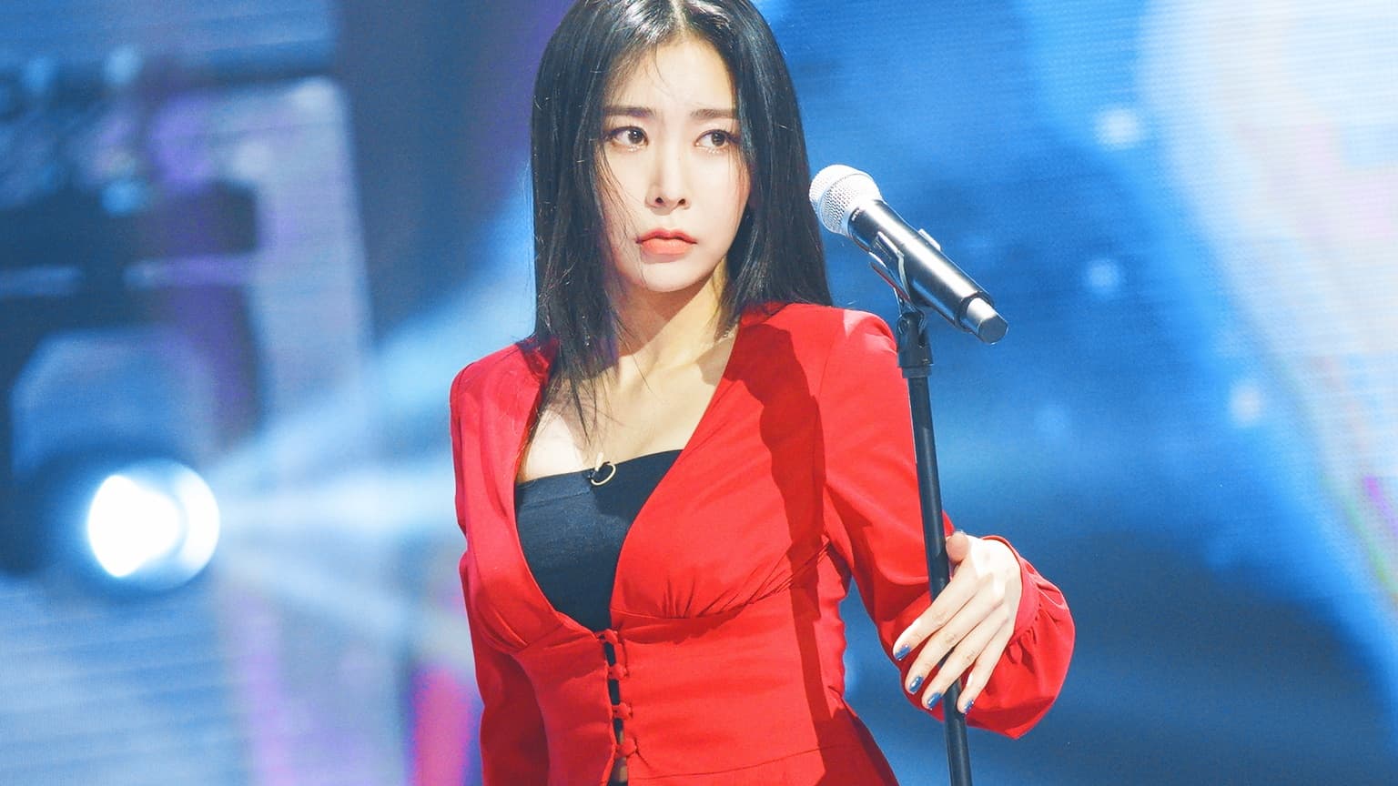 Perjalanan 16 Tahun Heo Chan-mi Menuju Panggung Kedua K-Pop