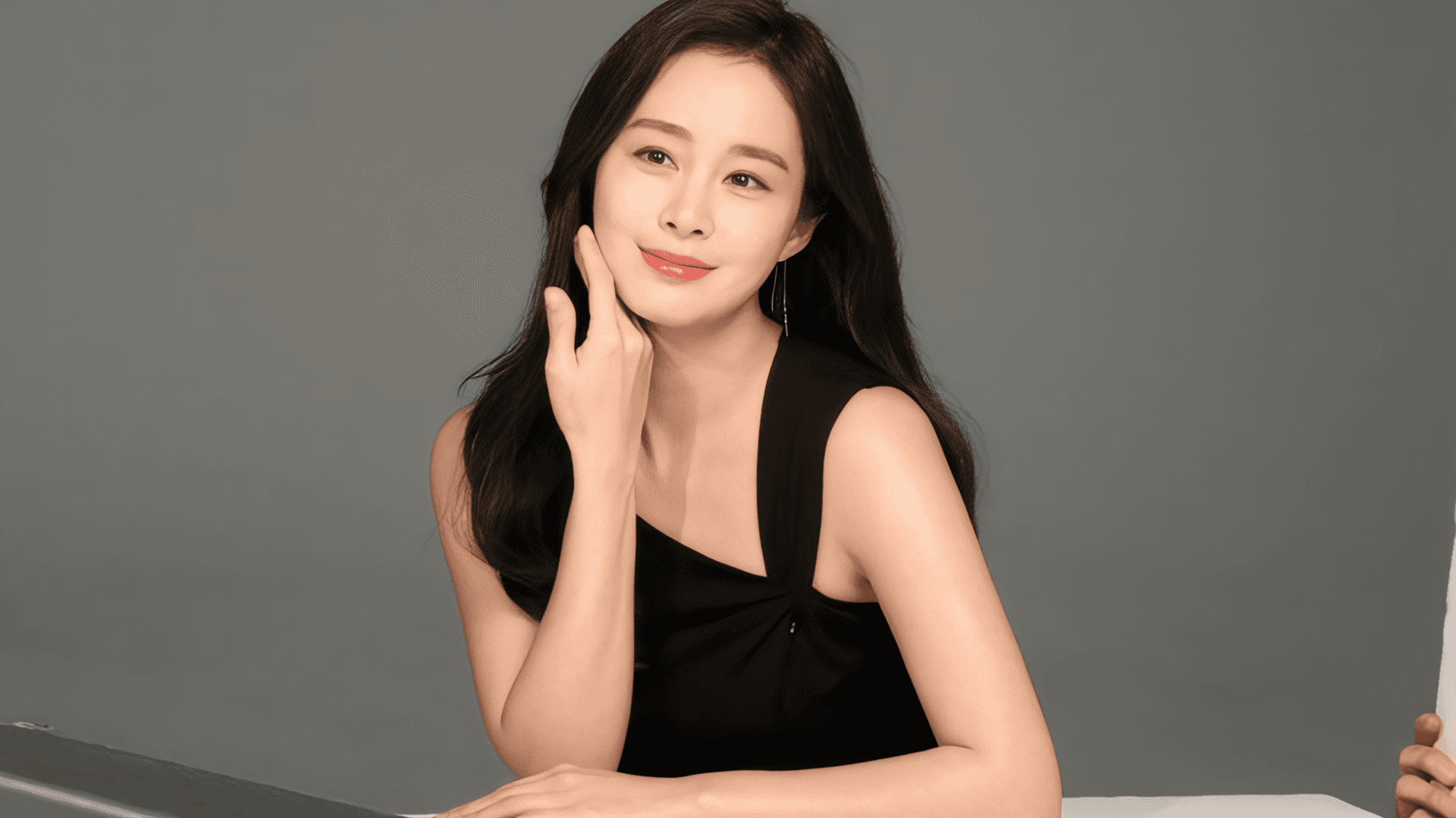 Kim Tae-hee Jual Apartemen Mewah di Seoul dengan Keuntungan Rekor 8,5 Miliar Won