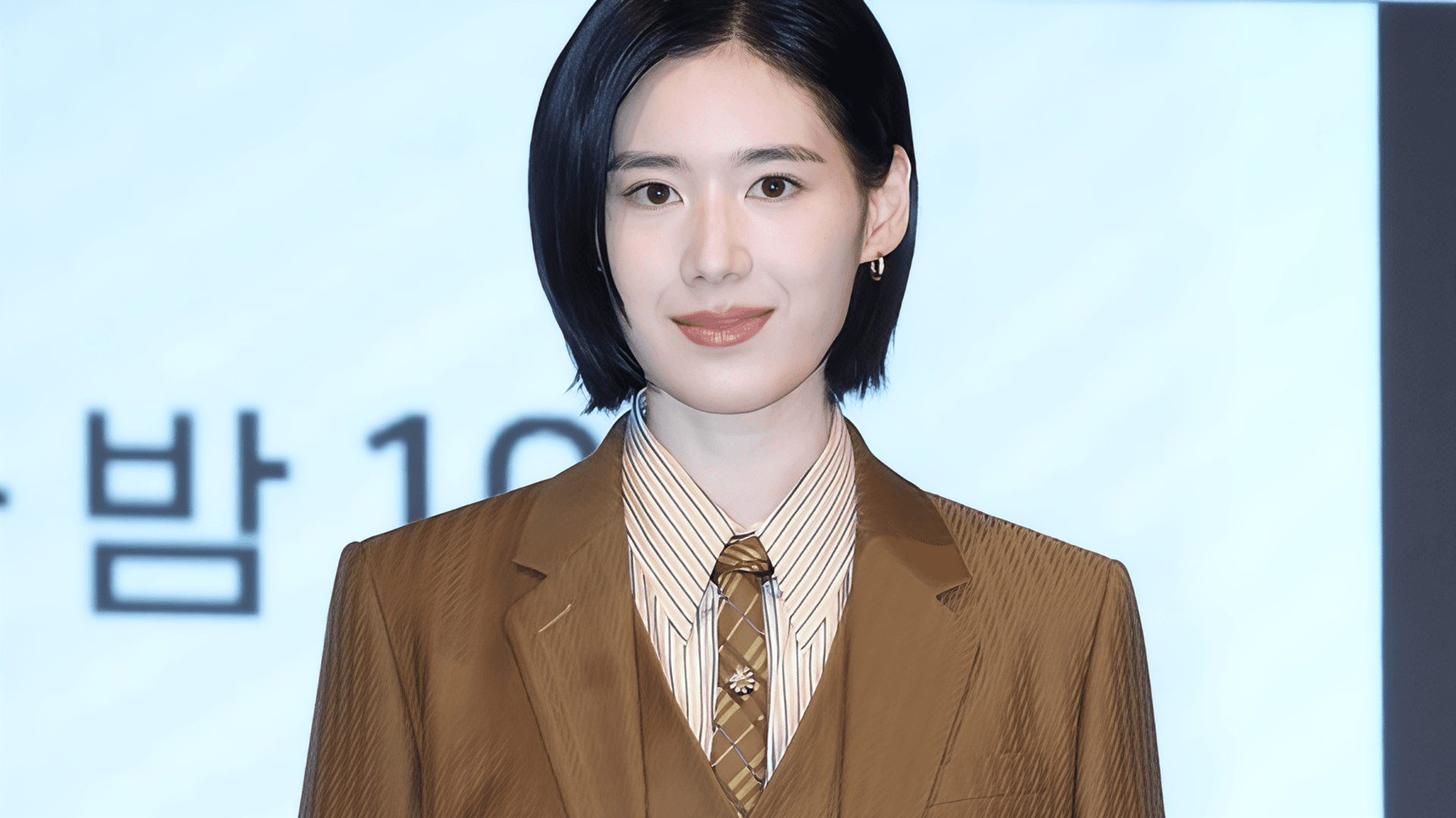 Tiga Alasan Karakter Yeon Woo-jin di Honor Membuat Penonton Tegang