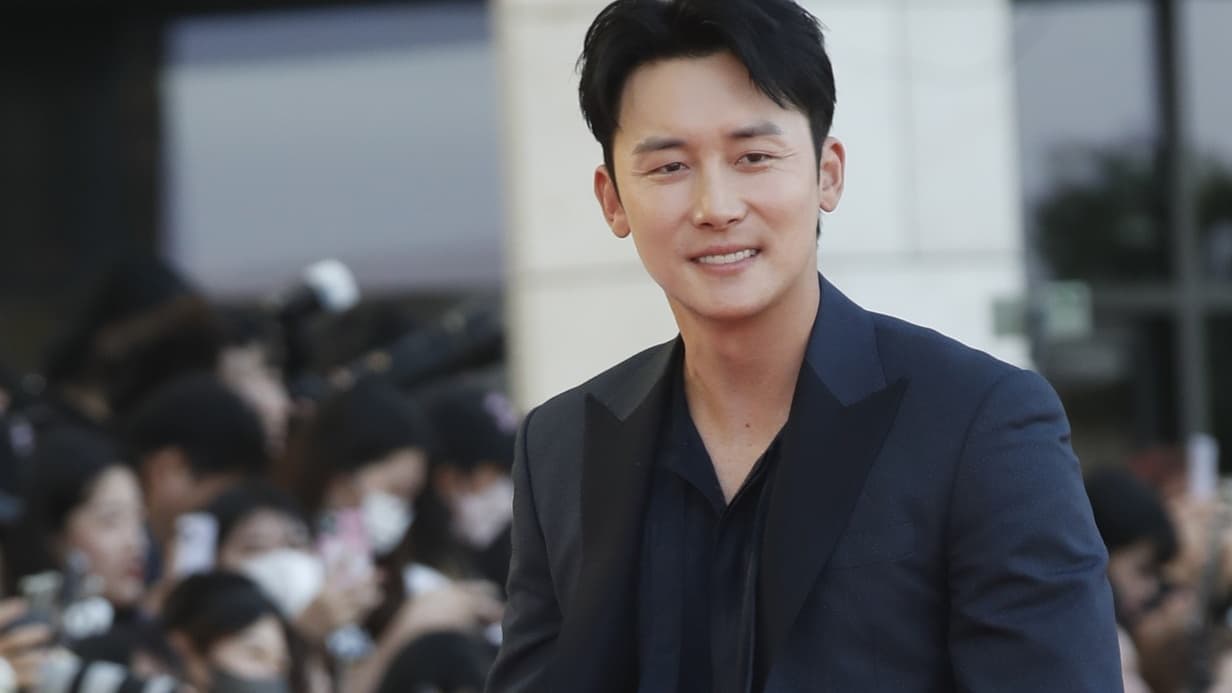 Kim Jun-han Bertransformasi Menjadi Antagonis Ambisius dalam Drama tvN "How to Become a Building Owner"
